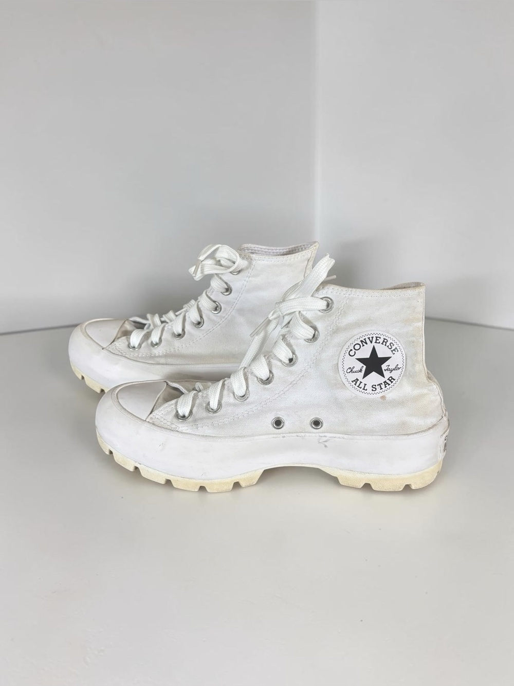 Converse Lugged Chuck Taylor High Top Platform White Womens 7